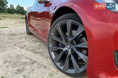 Лифтбек Tesla Model S 2018 в 