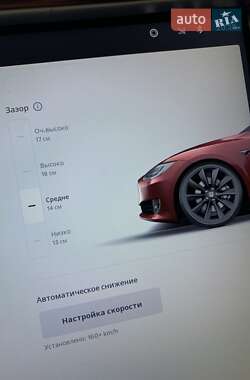 Лифтбек Tesla Model S 2018 в 