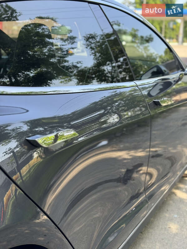 Лифтбек Tesla Model S 2015 в Львове фото 13 Лифтбек Tesla Model S 2015 в Львове