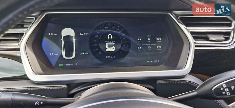Ліфтбек Tesla Model S 2014 в Красилові