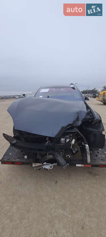 Лифтбек Tesla Model S 2017 в Василькове