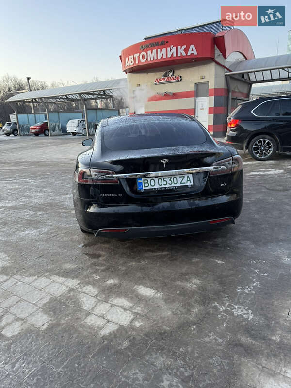 Лифтбек Tesla Model S 2014 в Тернополе