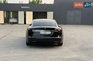 Лифтбек Tesla Model S 2016 в 