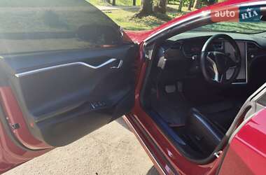 Ліфтбек Tesla Model S 2017 в Запоріжжі