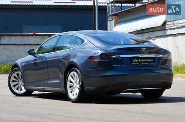 Ліфтбек Tesla Model S 2016 в 