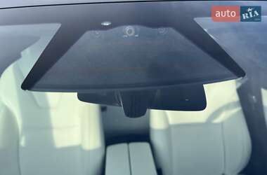 Ліфтбек Tesla Model S 2018 в 