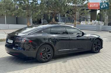 Лифтбек Tesla Model S 2018 в 