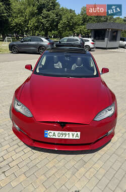 Ліфтбек Tesla Model S 2014 в 