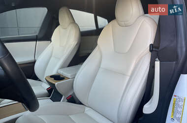 Ліфтбек Tesla Model S 2020 в 