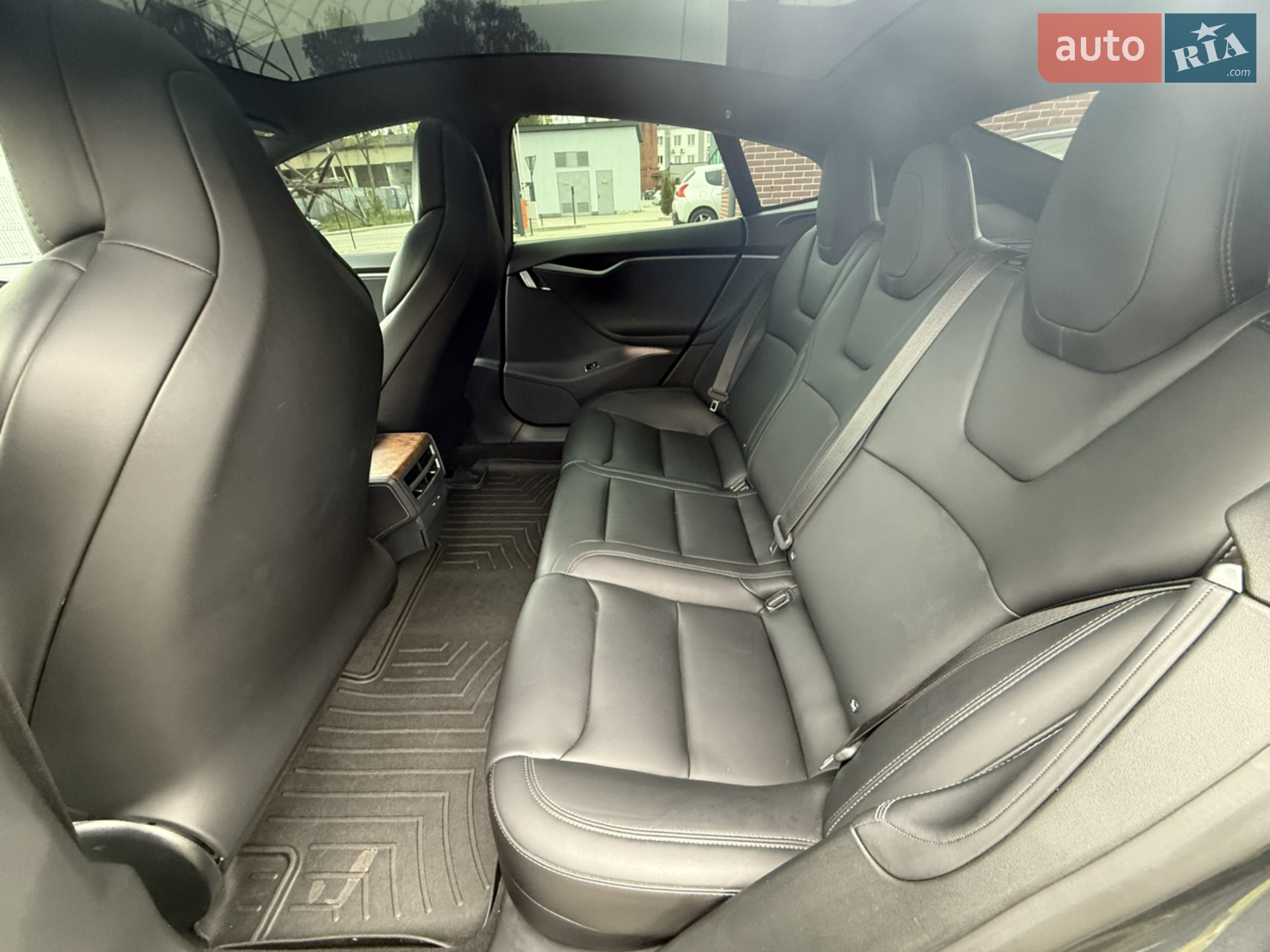 2019 Tesla Model S - мініатюра 11