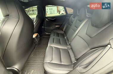 Лифтбек Tesla Model S 2019 в 