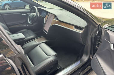 Лифтбек Tesla Model S 2018 в 