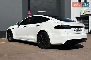 Лифтбек Tesla Model S 2022 в 