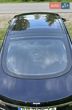 Лифтбек Tesla Model S 2013 в 