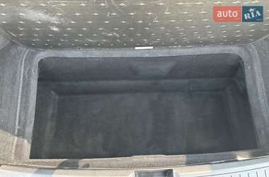 Лифтбек Tesla Model S 2013 в 