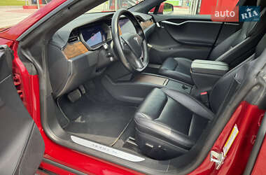 Ліфтбек Tesla Model S 2020 в 