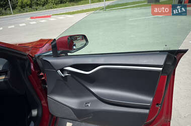 Ліфтбек Tesla Model S 2020 в 