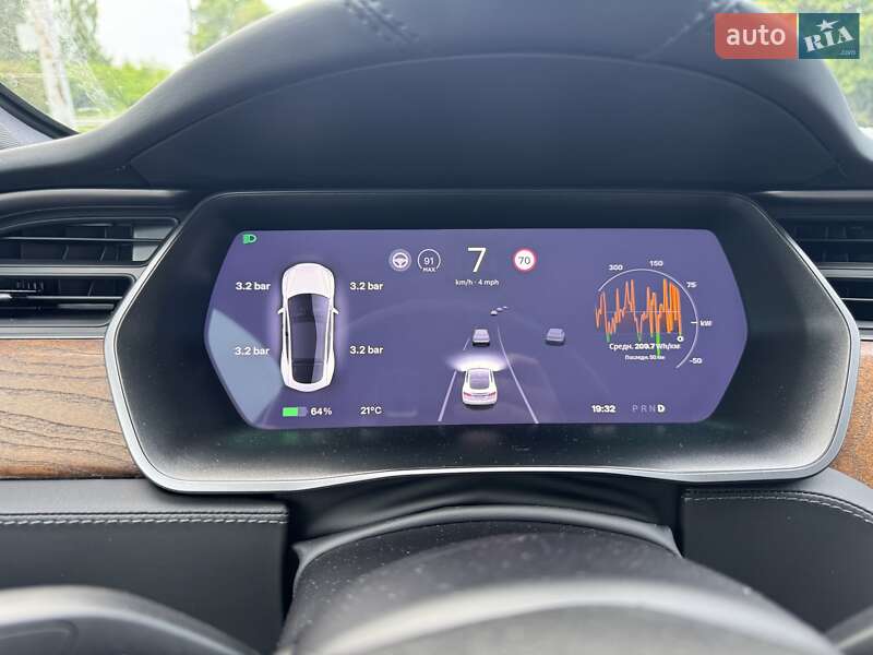 Лифтбек Tesla Model S 2020 в Киеве фото 14 Лифтбек Tesla Model S 2020 в Киеве