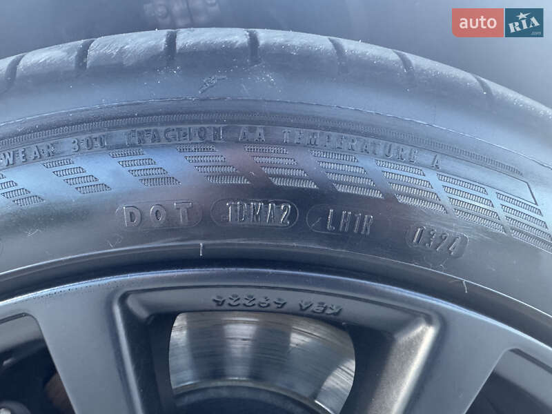 Лифтбек Tesla Model S 2020 в Киеве фото 24 Лифтбек Tesla Model S 2020 в Киеве