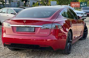 Лифтбек Tesla Model S 2019 в 