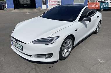 Лифтбек Tesla Model S 2017 в 
