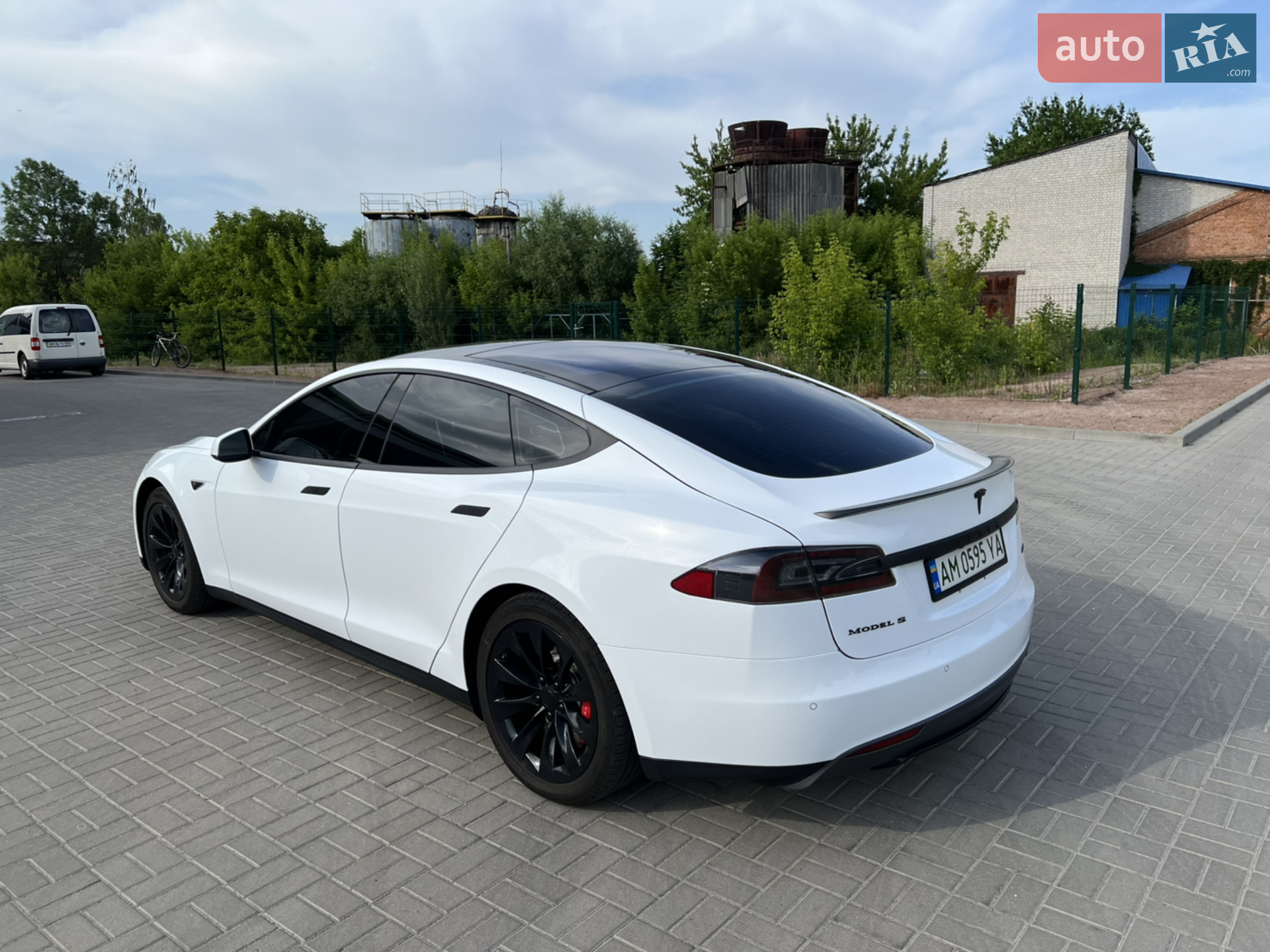 2014 Tesla Model S - мініатюра 6