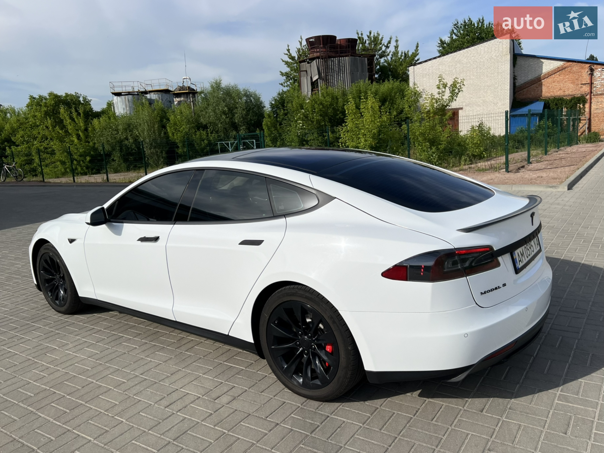 2014 Tesla Model S - мініатюра 18