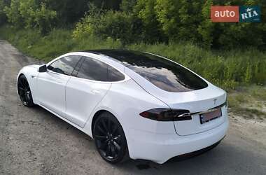 Ліфтбек Tesla Model S 2016 в 