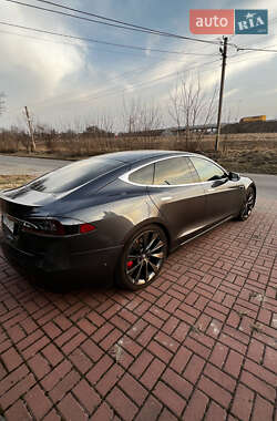 Лифтбек Tesla Model S 2020 в 
