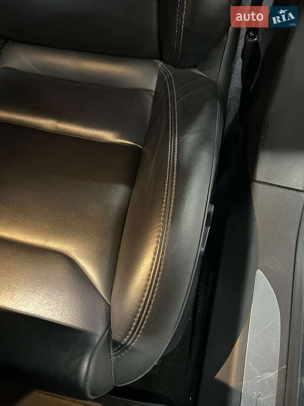 Ліфтбек Tesla Model S 2018 в Самборі