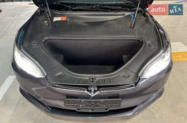 Лифтбек Tesla Model S 2018 в 