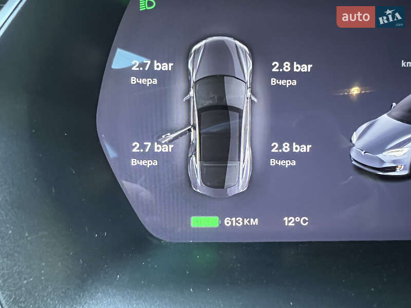 Ліфтбек Tesla Model S 2018 в Самборі