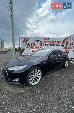 Лифтбек Tesla Model S 2013 в Запорожье