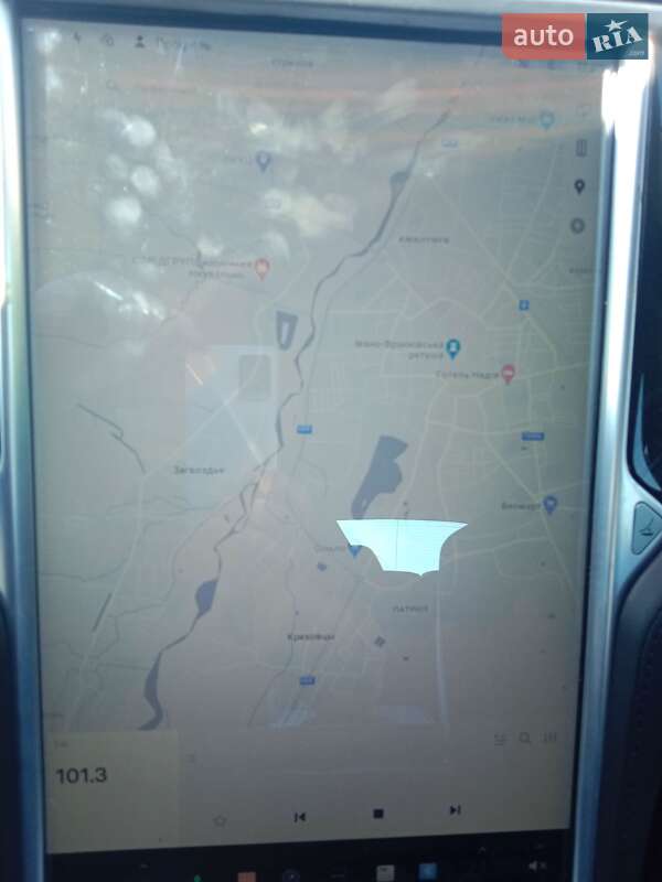 Лифтбек Tesla Model S 2014 в Ивано-Франковске