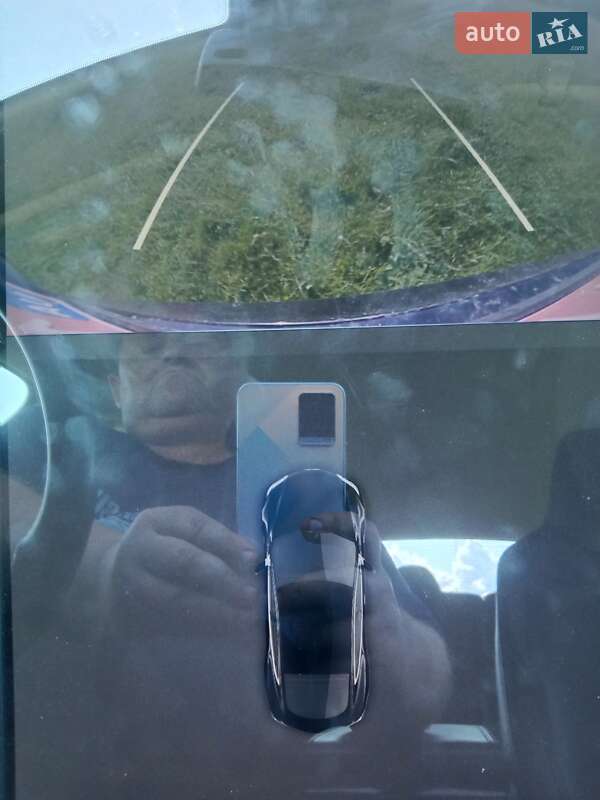 Лифтбек Tesla Model S 2014 в Ивано-Франковске