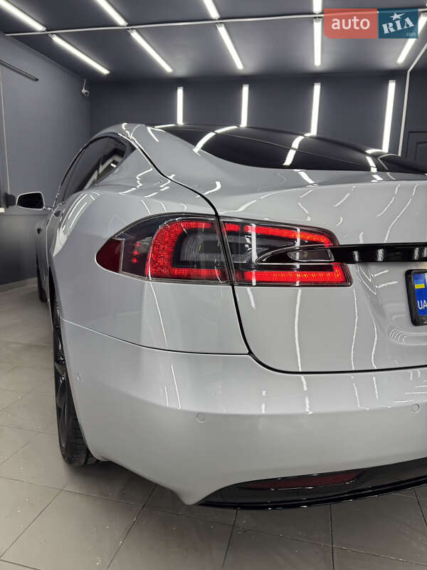 Лифтбек Tesla Model S 2017 в Коломые фото 18 Лифтбек Tesla Model S 2017 в Коломые