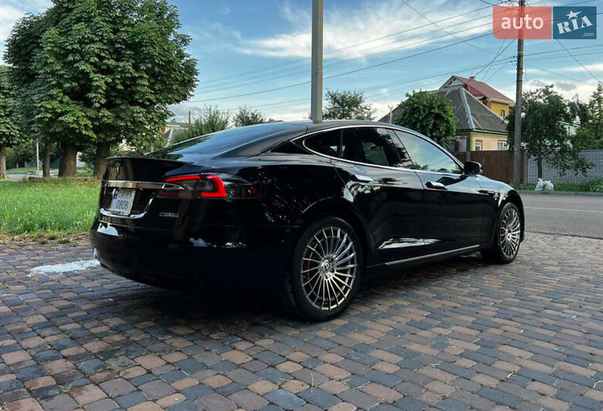 2019 Tesla Model S - мініатюра 2