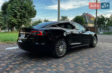 Лифтбек Tesla Model S 2019 в 
