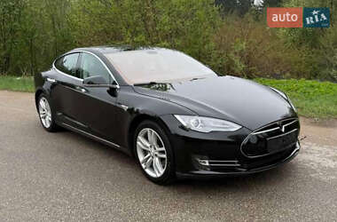 Ліфтбек Tesla Model S 2014 в Львові