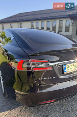 Лифтбек Tesla Model S 2016 в 
