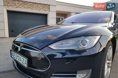 Ліфтбек Tesla Model S 2013 в Дніпрі