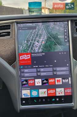 Ліфтбек Tesla Model S 2013 в Дніпрі