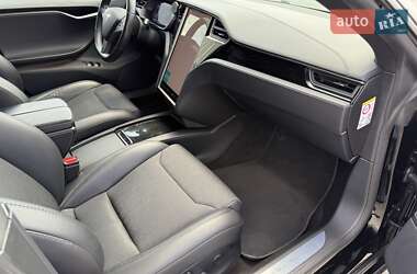 Лифтбек Tesla Model S 2018 в 