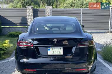 Лифтбек Tesla Model S 2022 в 