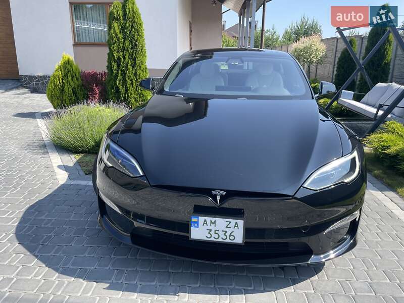 Лифтбек Tesla Model S 2022 в Житомире