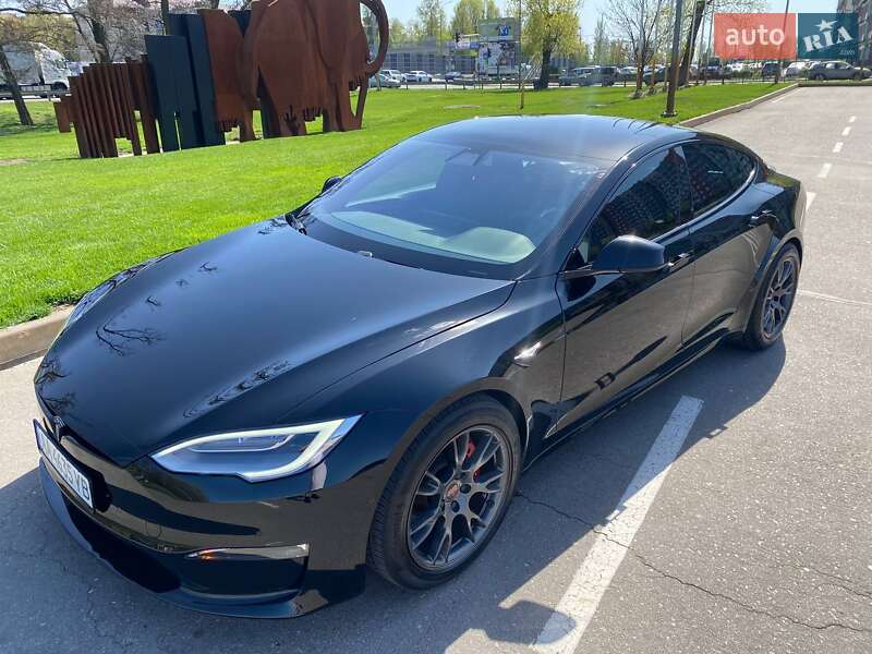 Лифтбек Tesla Model S 2021 в 