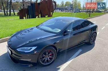 Лифтбек Tesla Model S 2021 в 