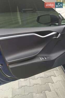 Лифтбек Tesla Model S 2016 в 