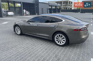 Ліфтбек Tesla Model S 2016 в 