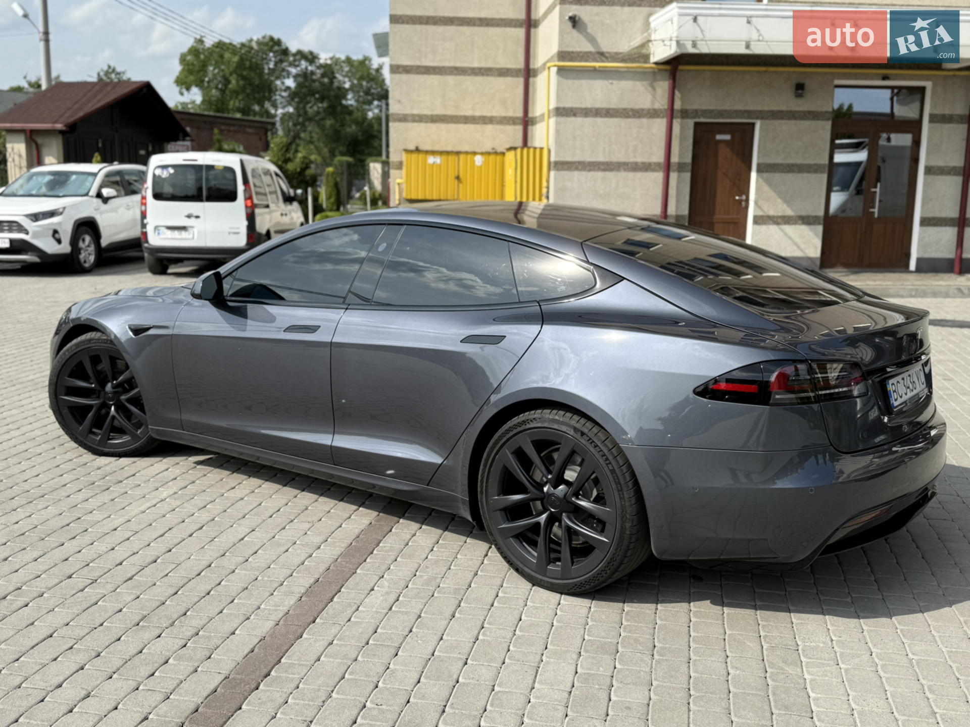 2022 Tesla Model S - мініатюра 8